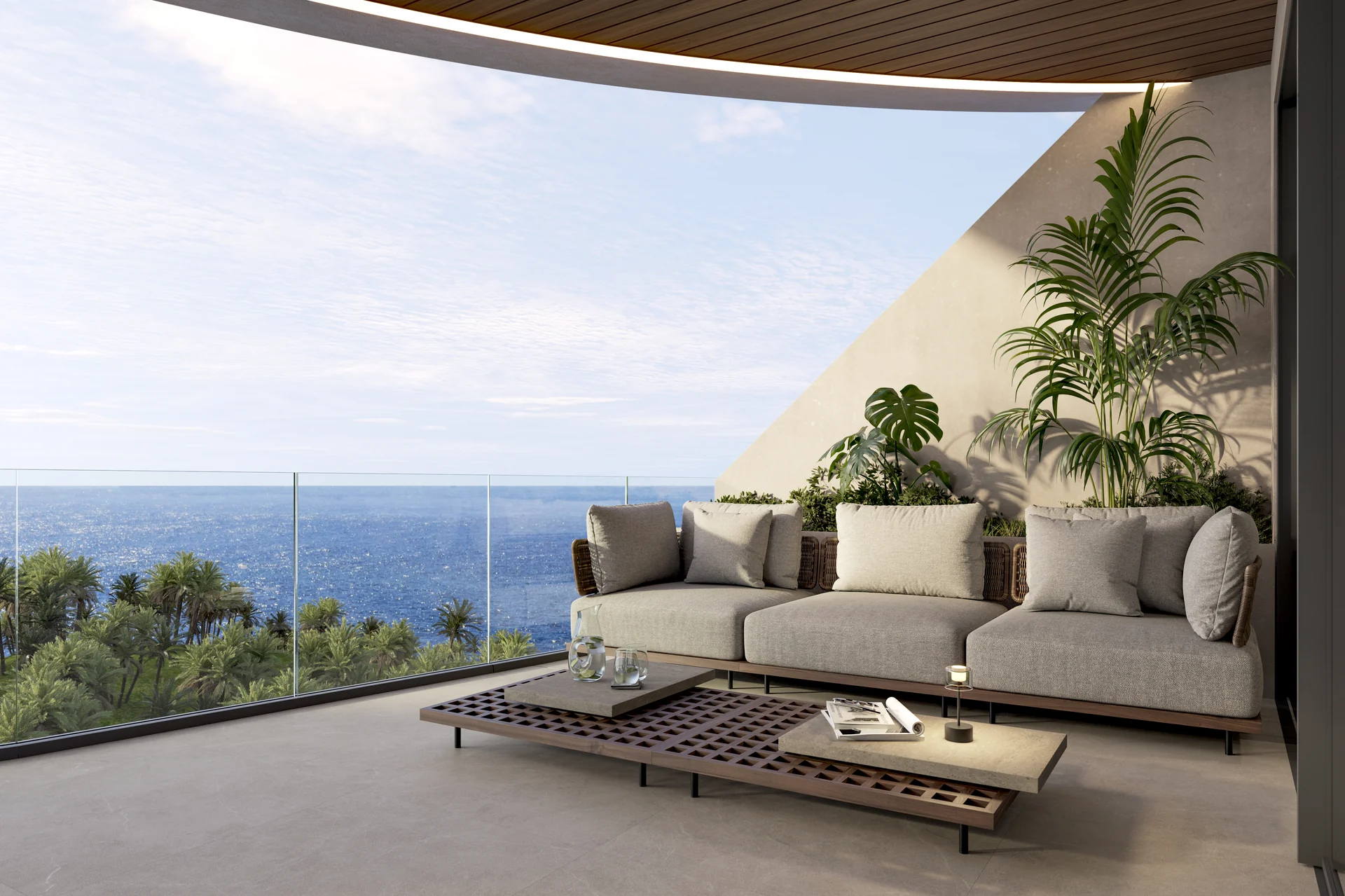 Terrasse privée de grande profondeur, vues dégagées sur les megayachts.